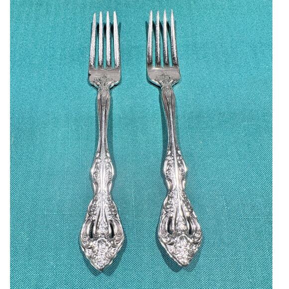 Oneida Michelangelo Heirloom USA 18/10 Stainless Dinner Forks-Set of 2 - Picture 3 of 4